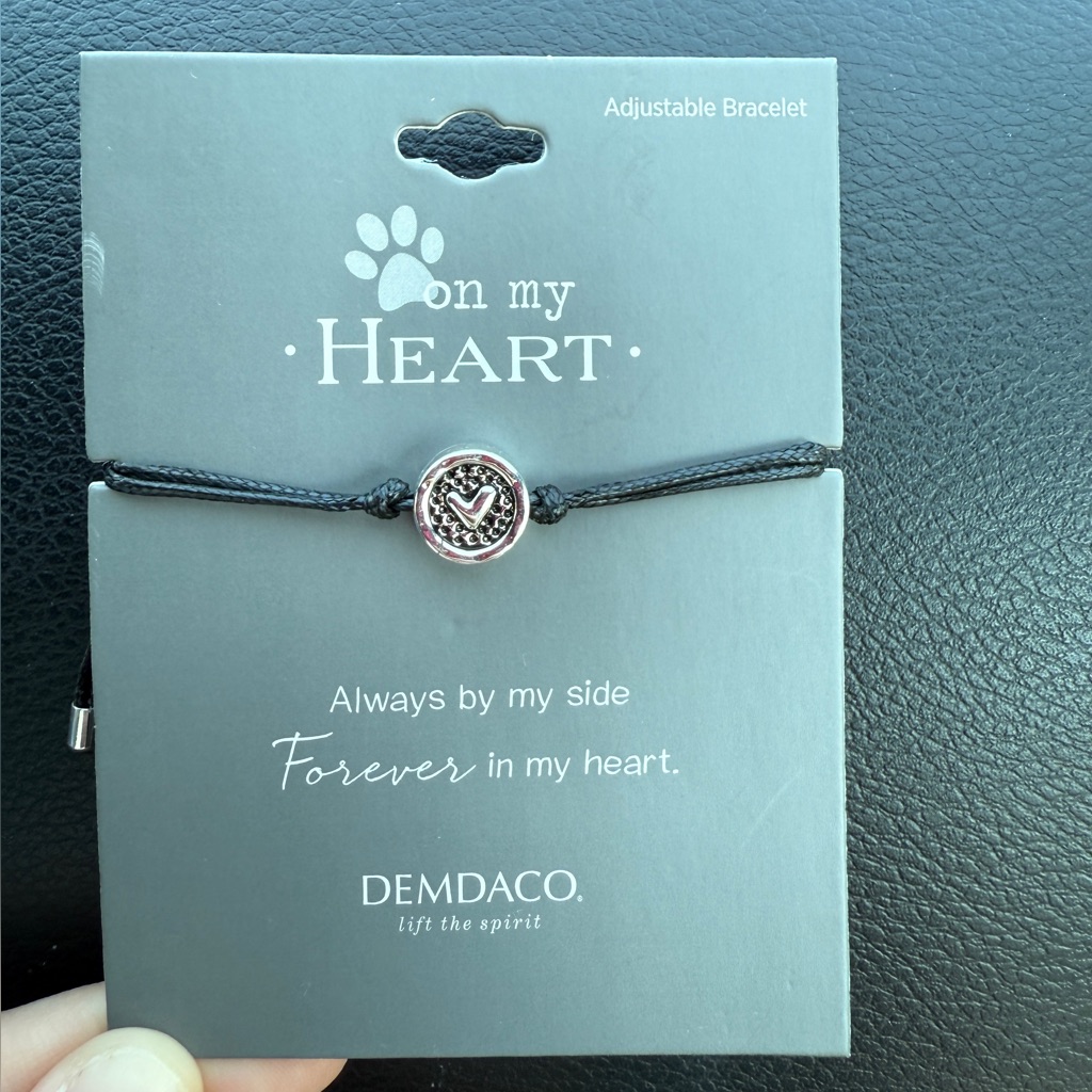 Demdaco Black Adjustable Bracelet Pet Memorial 15$